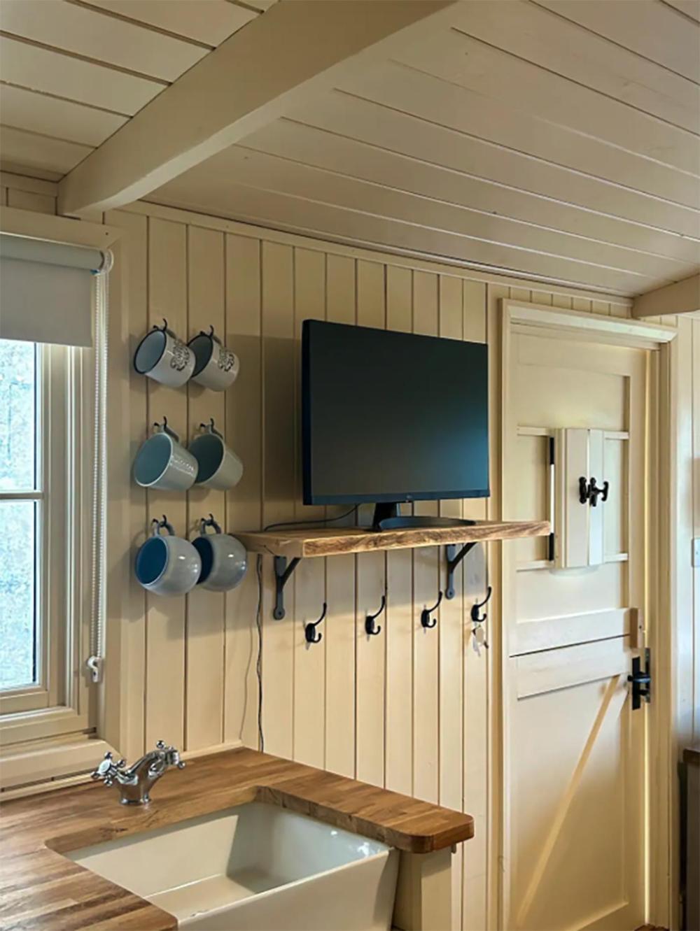 Shepherd'S Hut, Bath Exterior photo